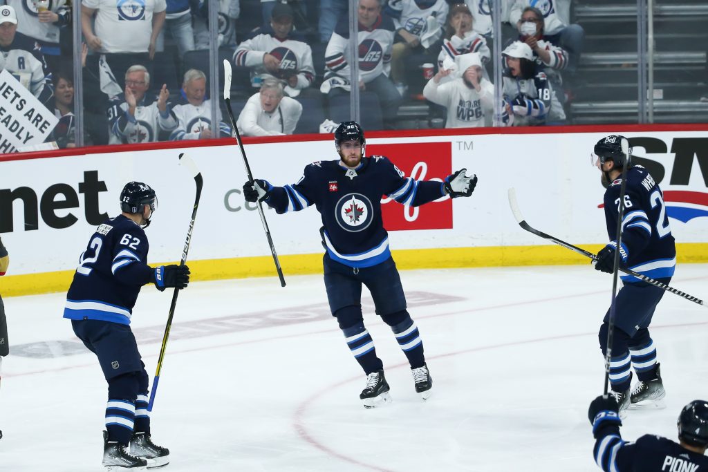 Pierre-Luc Dubois Traded to Kings from Jets, Gets 8-Year, $8.5M