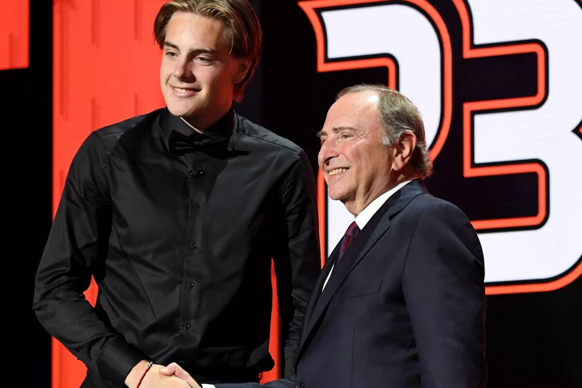 Leo Carlsson contract