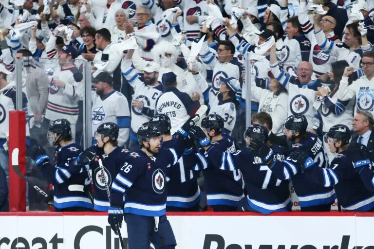 Blake Wheeler Retires