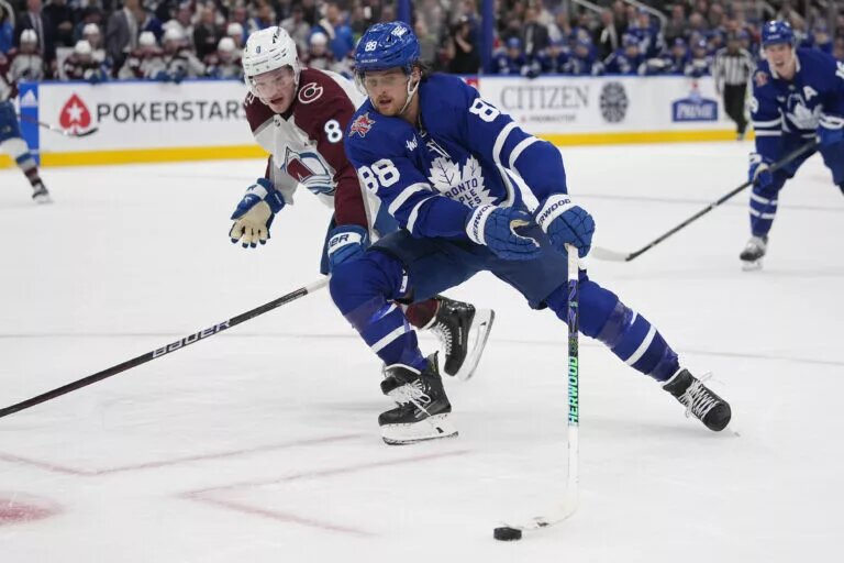 William Nyalnder injury update' NHL Predictions