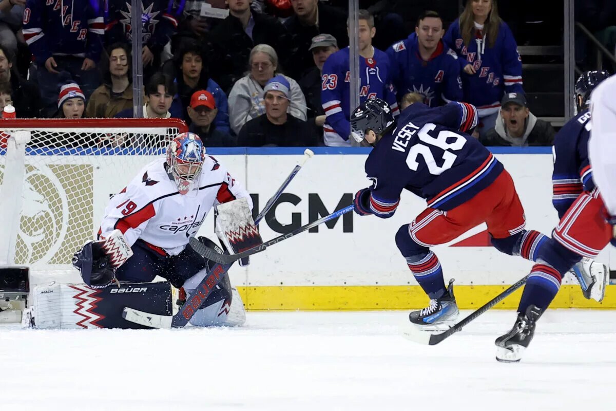 Rangers losing streak ends; NHL predictions