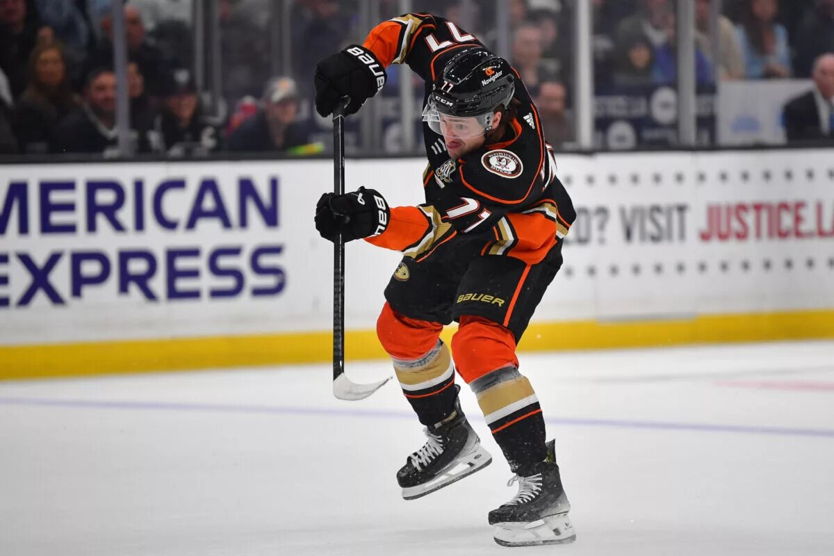 Frank Vatrano extension