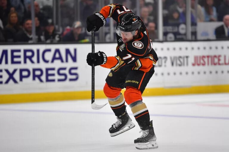 Frank Vatrano extension