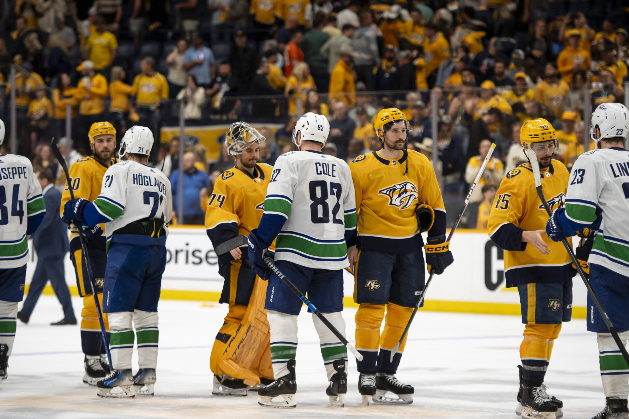 Vancouver Canucks Move on to Round Two