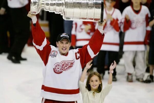 3 Forwards Who Can Immediately Revamp the Detroit Red Wings Bottom Six