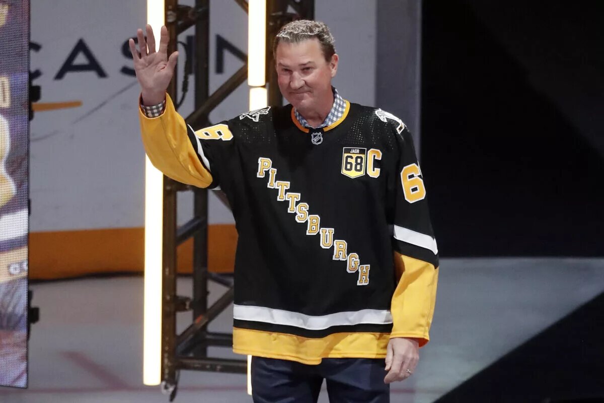 Best Penguins by Sweater; Jaromir Jagr retirement