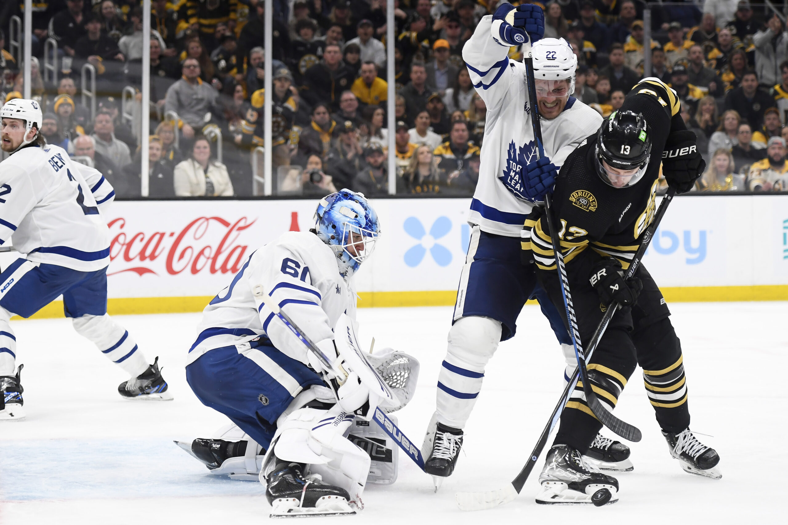 Toronto Maple Leafs Defenceman Signs New Contract