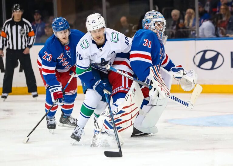 Elias Pettersson injured reseve