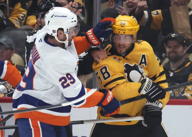 Jonathan Drouin suspended