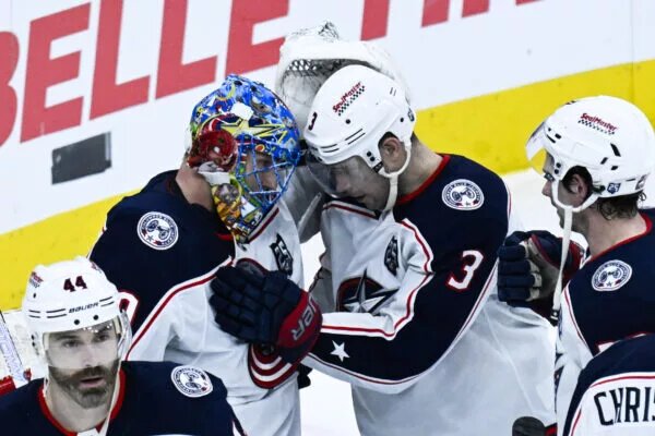Columbus Blue Jackets Re-Sign Veteran Centre