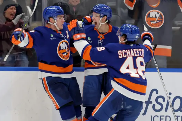 NHL Rumours: Montreal Canadiens Aggressively Working the Phones Heading into the Draft