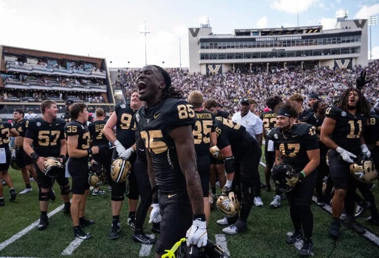 Top College Football Pregame Show Heads For Volunteer State