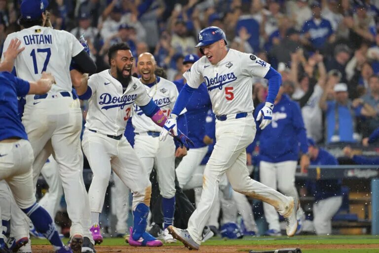 How Did The Sports World React To World Series Marathon