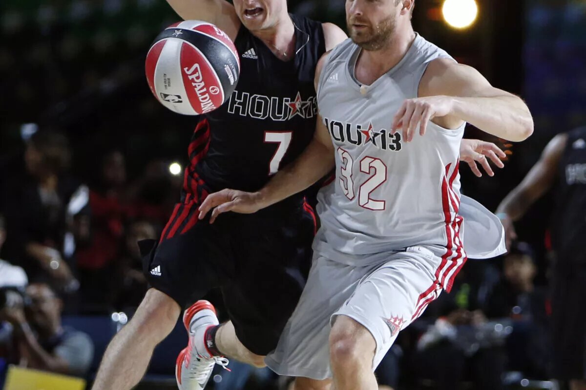 Ryen Russillo Moves Podcast To Barstool Sports