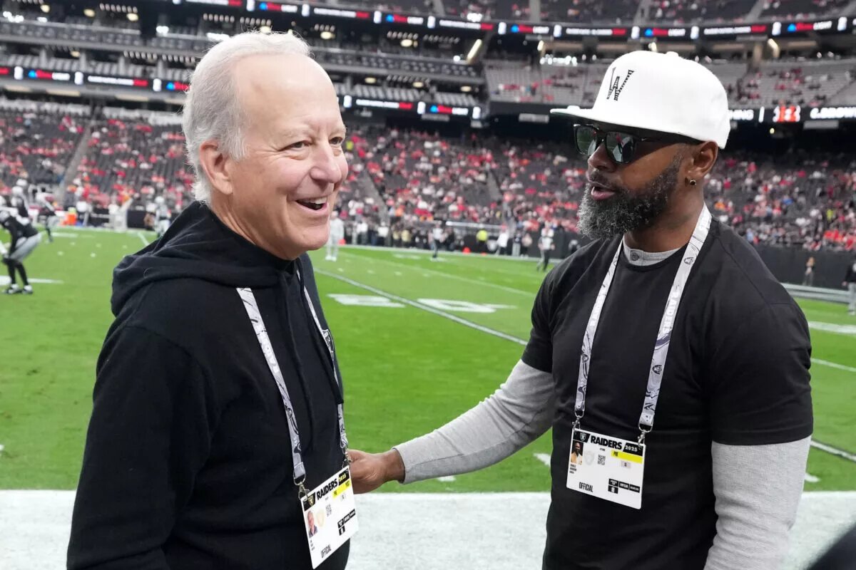 NFL Broadcaster Learns AI Doesn't Always Know