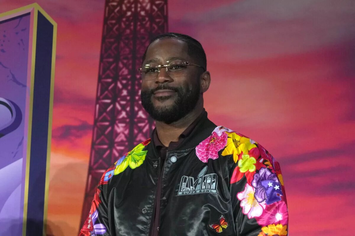 Nate Burleson Replaces A Legend In CBS and TNT Sports' March Madness Coverage