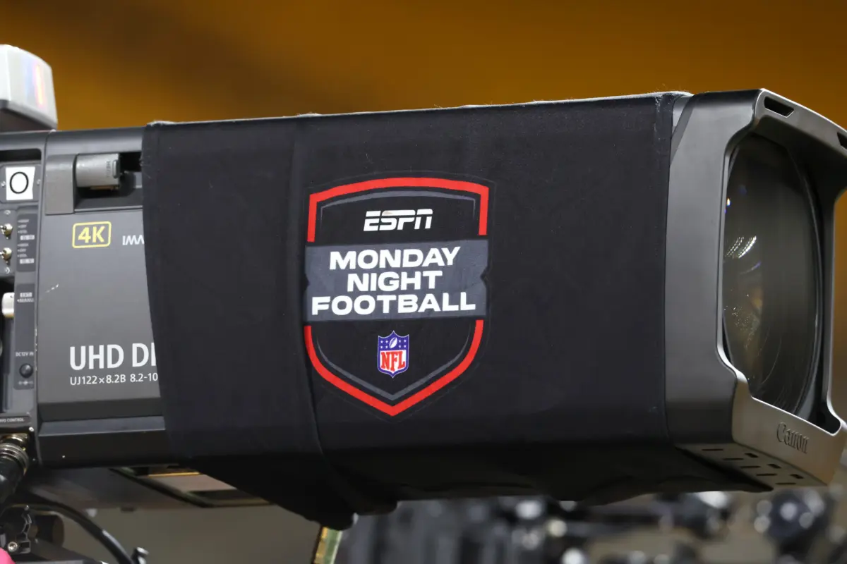 ESPN to Overhaul #2 NFL Broadcast Team on the NFL Network