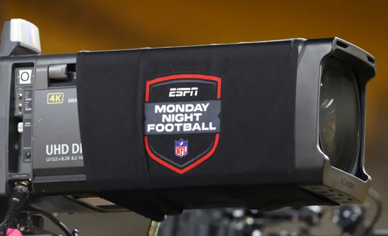 ESPN to Overhaul #2 NFL Broadcast Team on the NFL Network