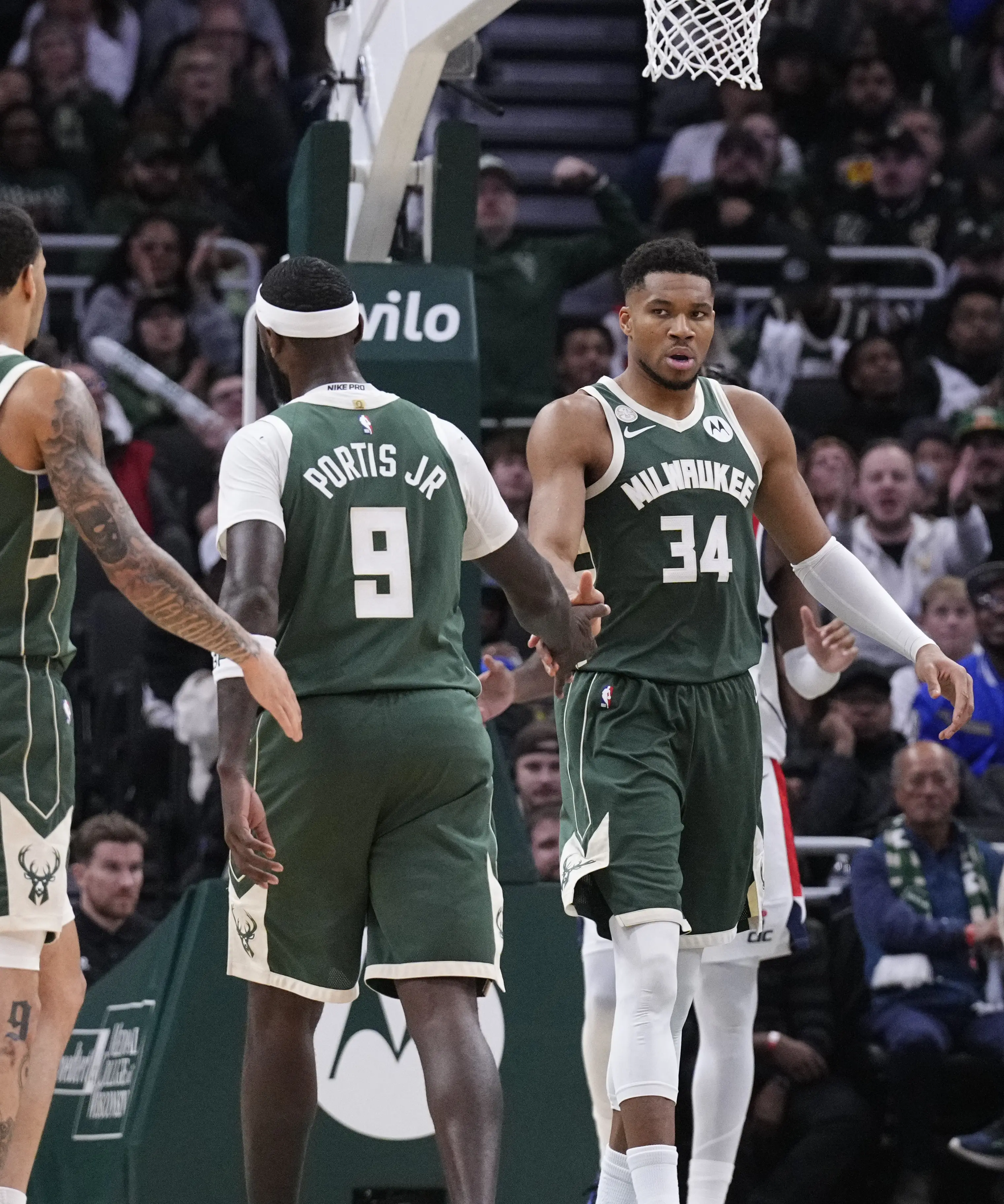 FanDuel Sports Network, Milwaukee Bucks, Bobby Portis, Giannis trade rumors