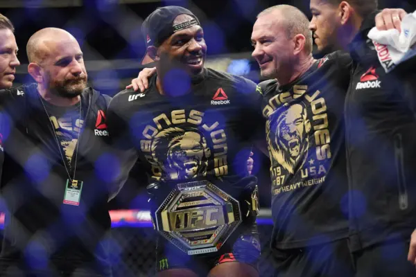 Top 8 UFC Fighters With the Most Title Fight Wins in History