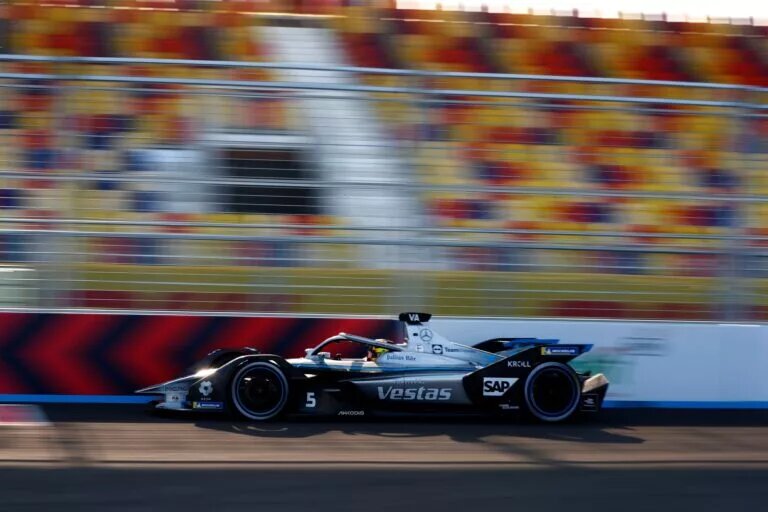 Mercedes Benz EQ