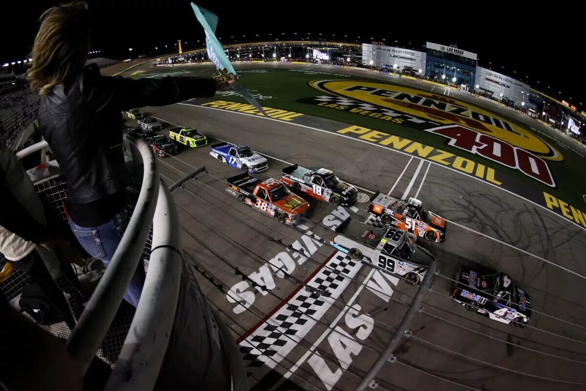 LAS VEGAS, NEVADA - MARCH 04: John Hunter Nemechek, driver of the #4 Mobil 1 Toyota, leads the field to the green flag to start the NASCAR Camping World Truck Series Victoria's Voice Foundation 200 at Las Vegas Motor Speedway on March 04, 2022 in Las Vegas, Nevada. (Photo by Dylan Buell/Getty Images