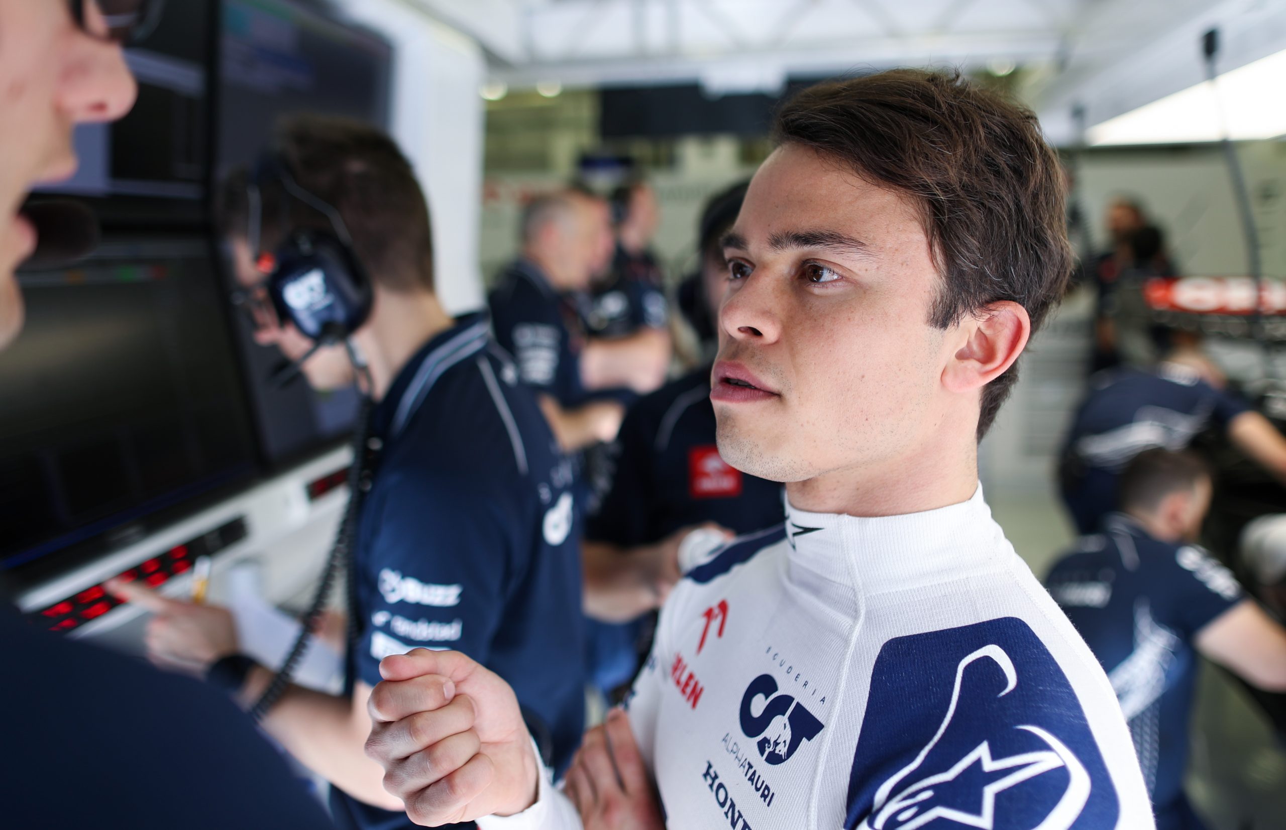 BAHRAIN, BAHRAIN - FEBRUARY 23: Nyck de Vries of Netherlands driving the (21) Scuderia AlphaTauri AT04 prepares to drive in the garage during day one of F1 Testing at Bahrain International Circuit on February 23, 2023 in Bahrain, Bahrain. (Photo by Peter Fox/Getty Images) // Getty Images / Red Bull Content Pool // SI202302230631 // Usage for editorial use only //