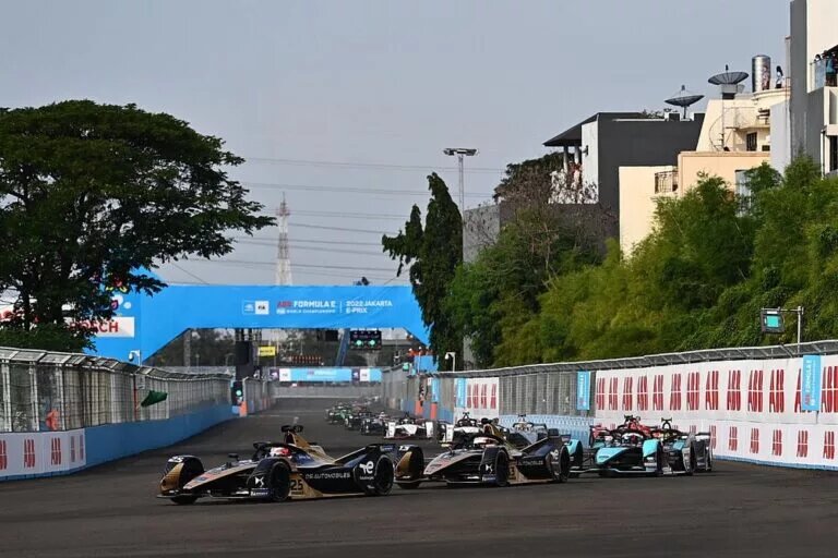 Motorsport.com