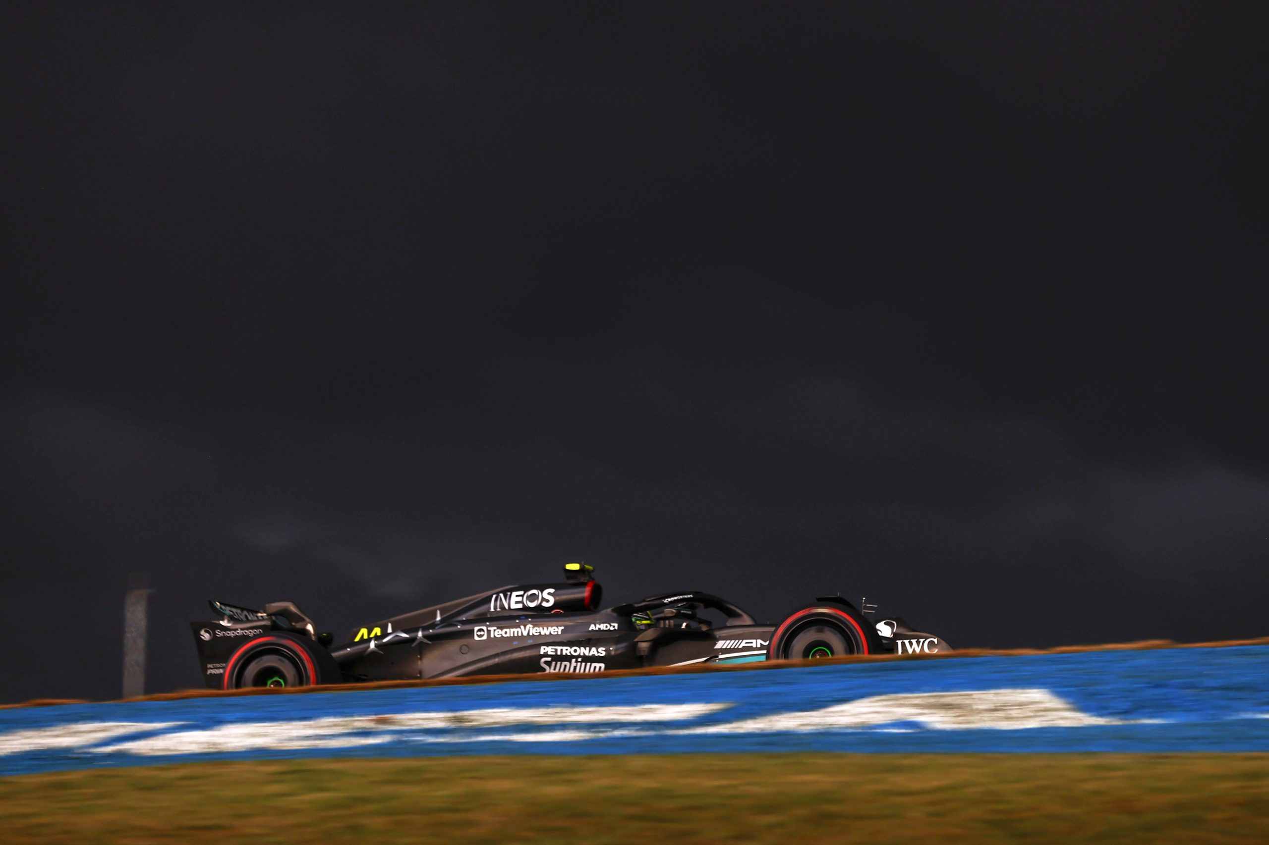 The threatening sky above Lewis Hamilton, Brazilian Grand Prix 2023