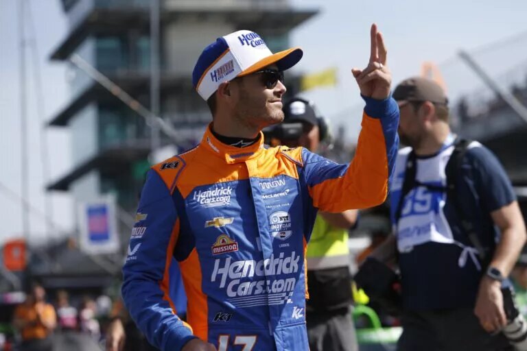 Kyle Larson at Indianapolis 500 practice