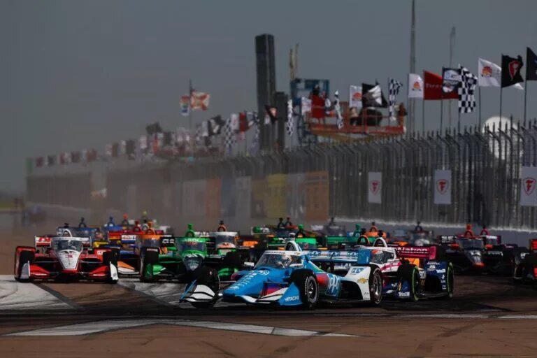The start - Firestone Grand Prix of St. Petersburg - By: Chris Owens
