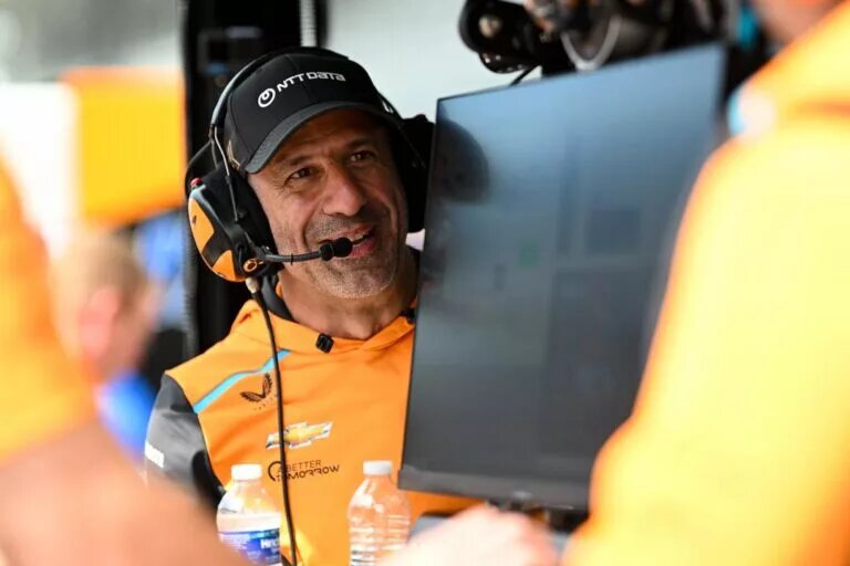 Tony Kanaan - Indianapolis 500 Practice - By: James Black