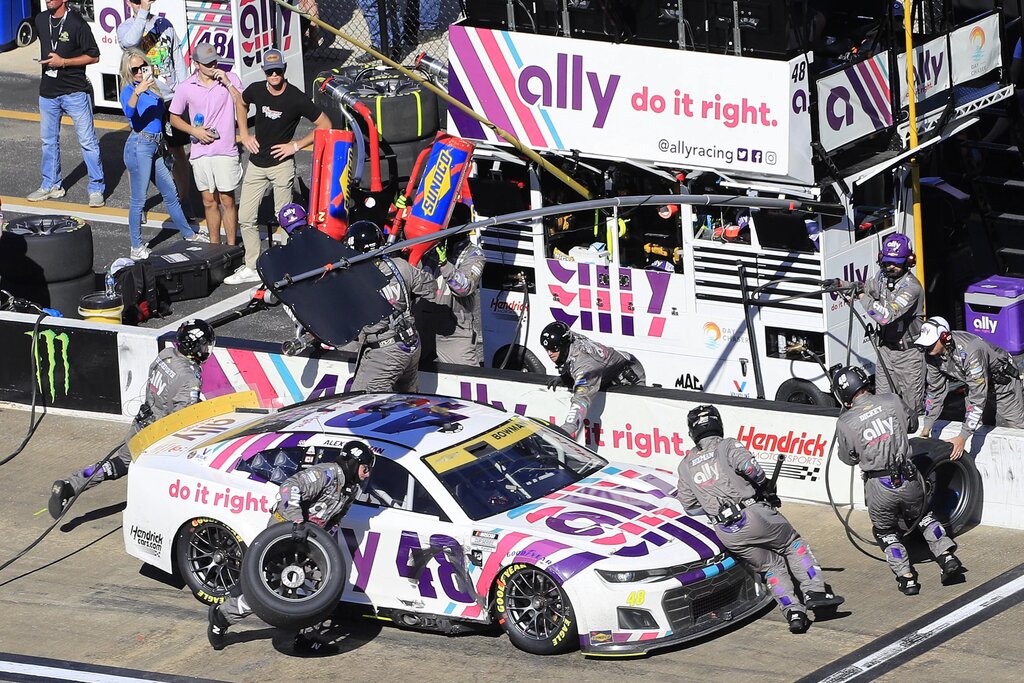 TALLADEGA, AL - OCTOBER 02: Noah Gragson ( 48 Hendrick Motorsports Ally Chevrolet Camaro) during the running of the Yellawood 500 NASCAR, Motorsport, USA Cup Series Playoff race on October 2, 2022 at the Talladega Superspeedway in Lincoln, Alabama. (Photo by David J. Griffin Icon Sportswire)