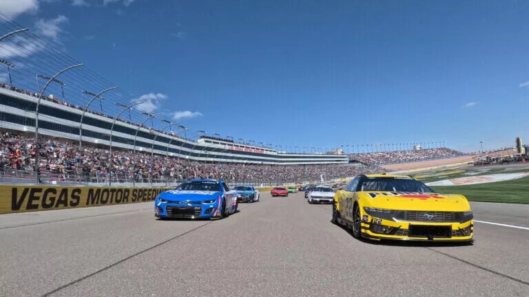 LAS VEGAS, NEVADA - MARCH 03: Joey Logano, driver of the #22 Pennzoil Ford, and Kyle Larson, driver of the #5 HendrickCars.com Chevrolet, lead the field on a pace lap prior to the NASCAR Cup Series Pennzoil 400 at Las Vegas Motor Speedway on March 03, 2024 in Las Vegas, Nevada. (Photo by Chris Graythen/Getty Images)