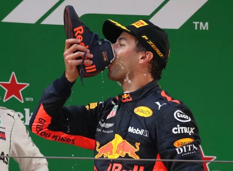 Daniel Ricciardo celebrates after winning 2018 Chinese GP