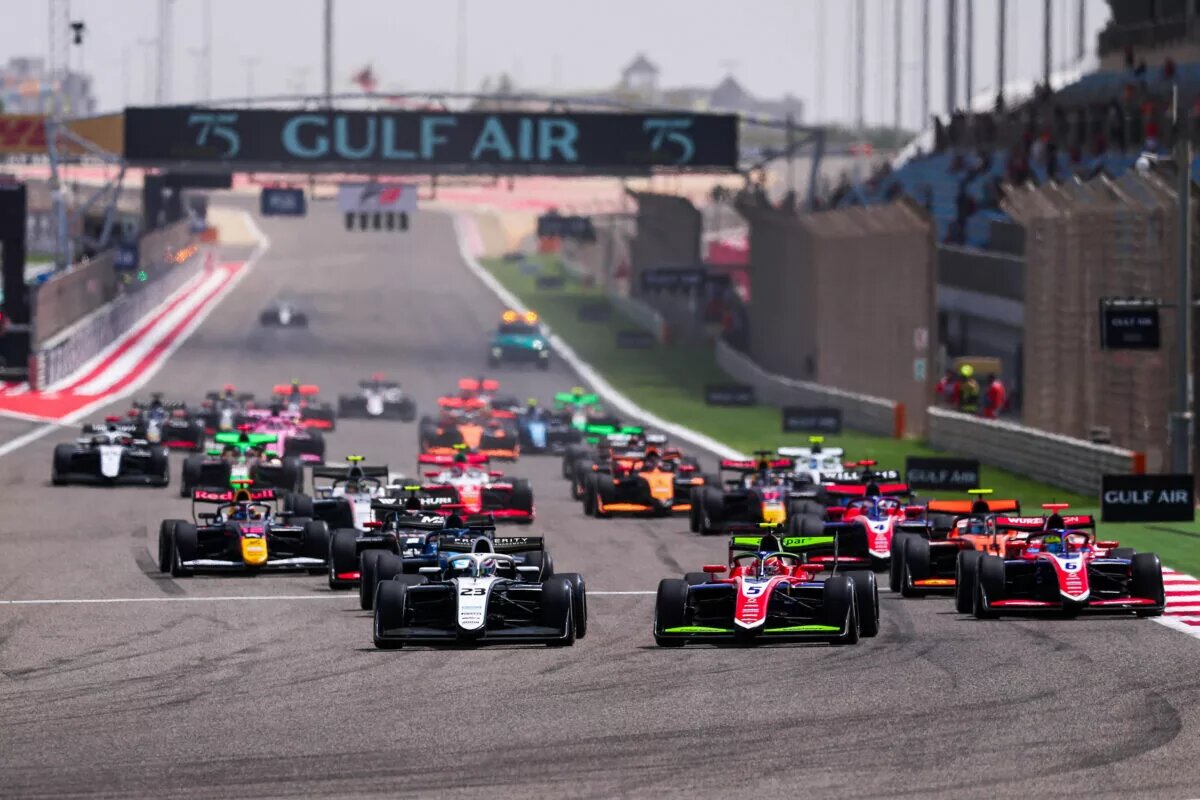 FORMULA 3 2025 - BAHRAIN RACE START