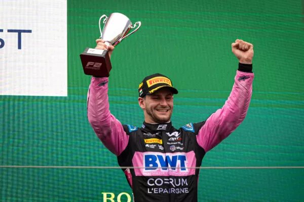 Victor Martins confirms racing future following Williams talks