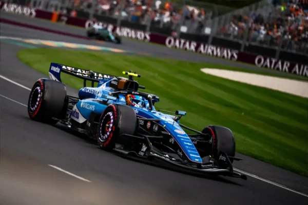 Carlos Sainz: “Really dangerous” 2026 regulations are not working