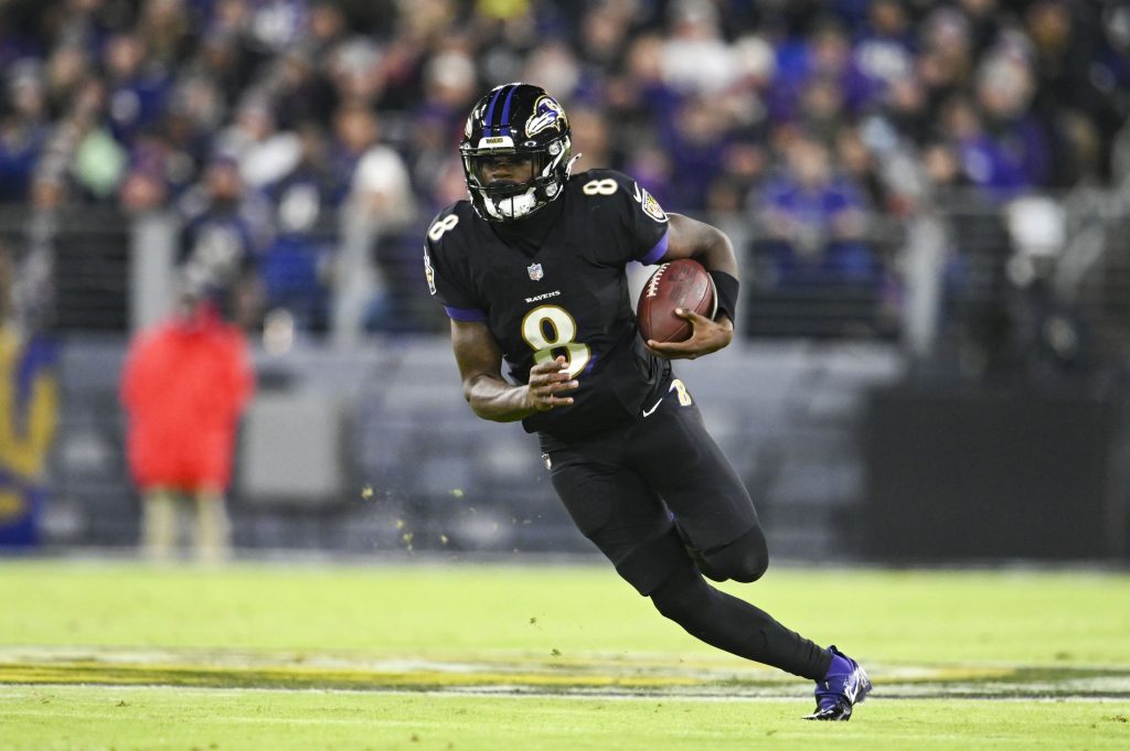 Baltimore Ravens QB Lamar Jackson seeks trade; coach expects