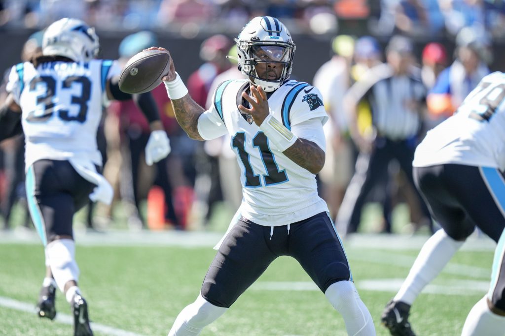 Panthers' PJ Walker to start at QB against Buccaneers