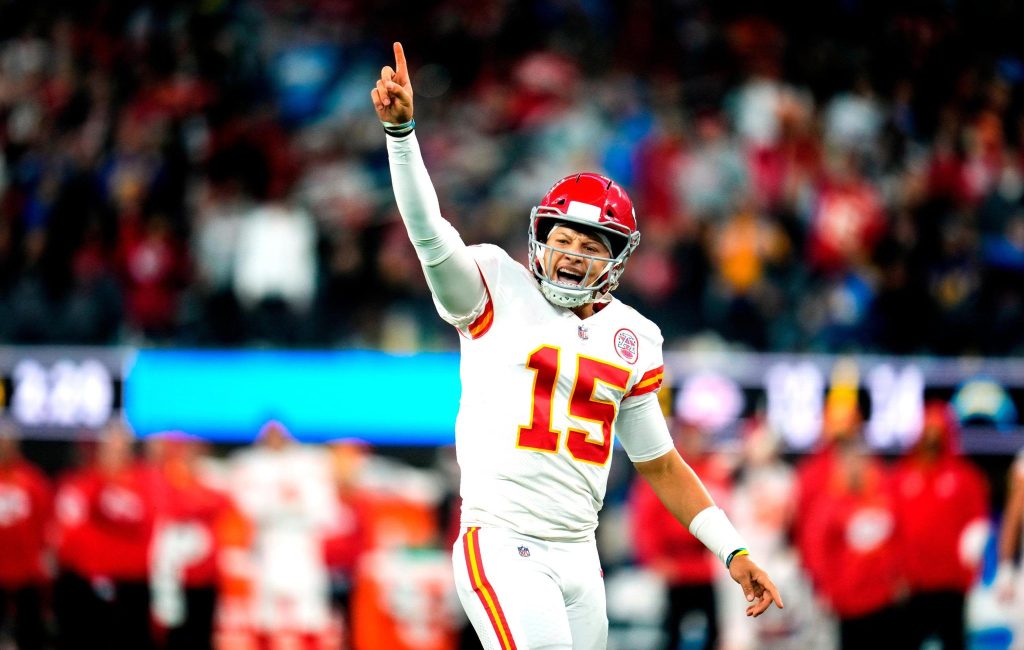 2022 NFL MVP: Kansas City Chiefs' Patrick Mahomes closes the gap