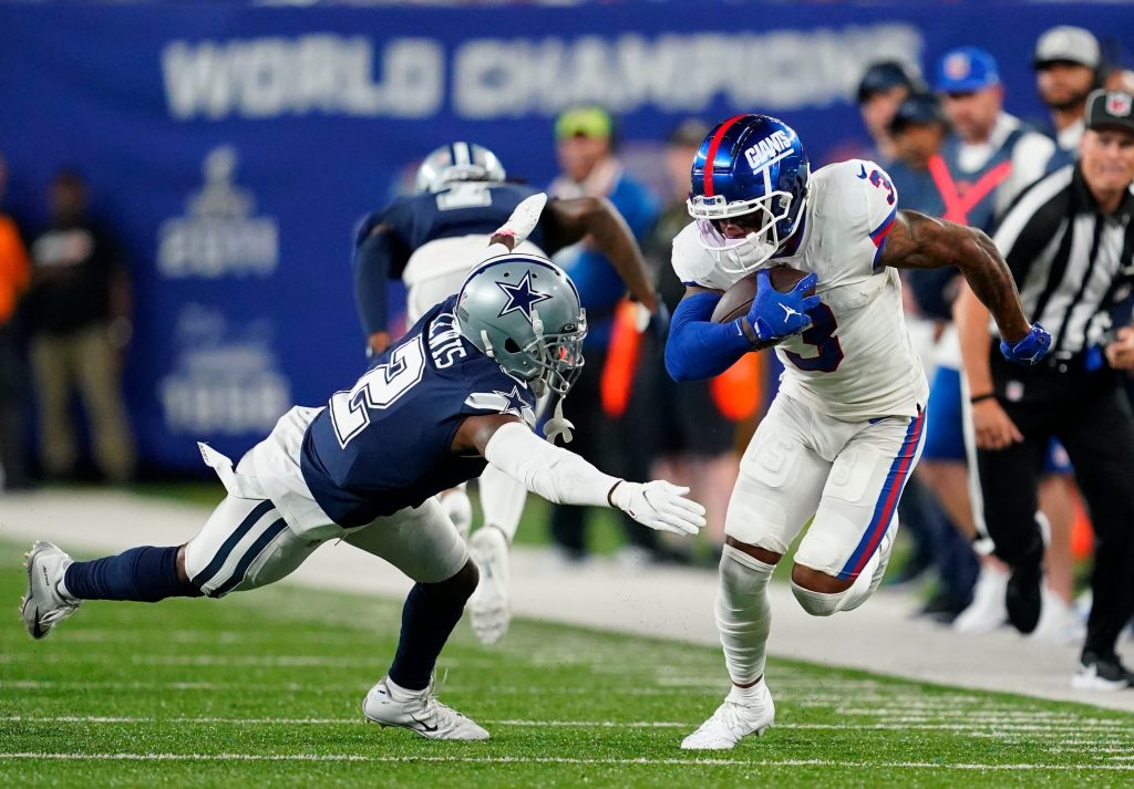 Giants re-signing WR Sterling Shepard to one-year contract for