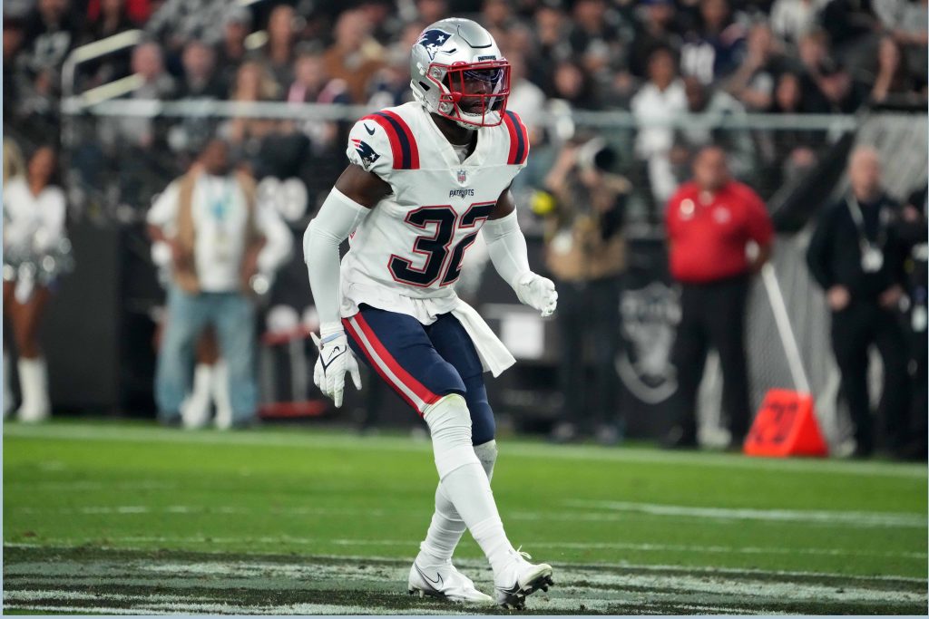 Patriots safety Devin McCourty announces retirement from NFL