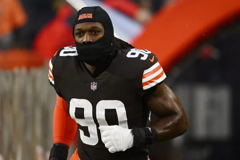 Jadeveon Clowney Contract