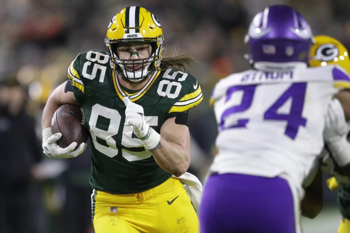 Robert Tonyan Contract