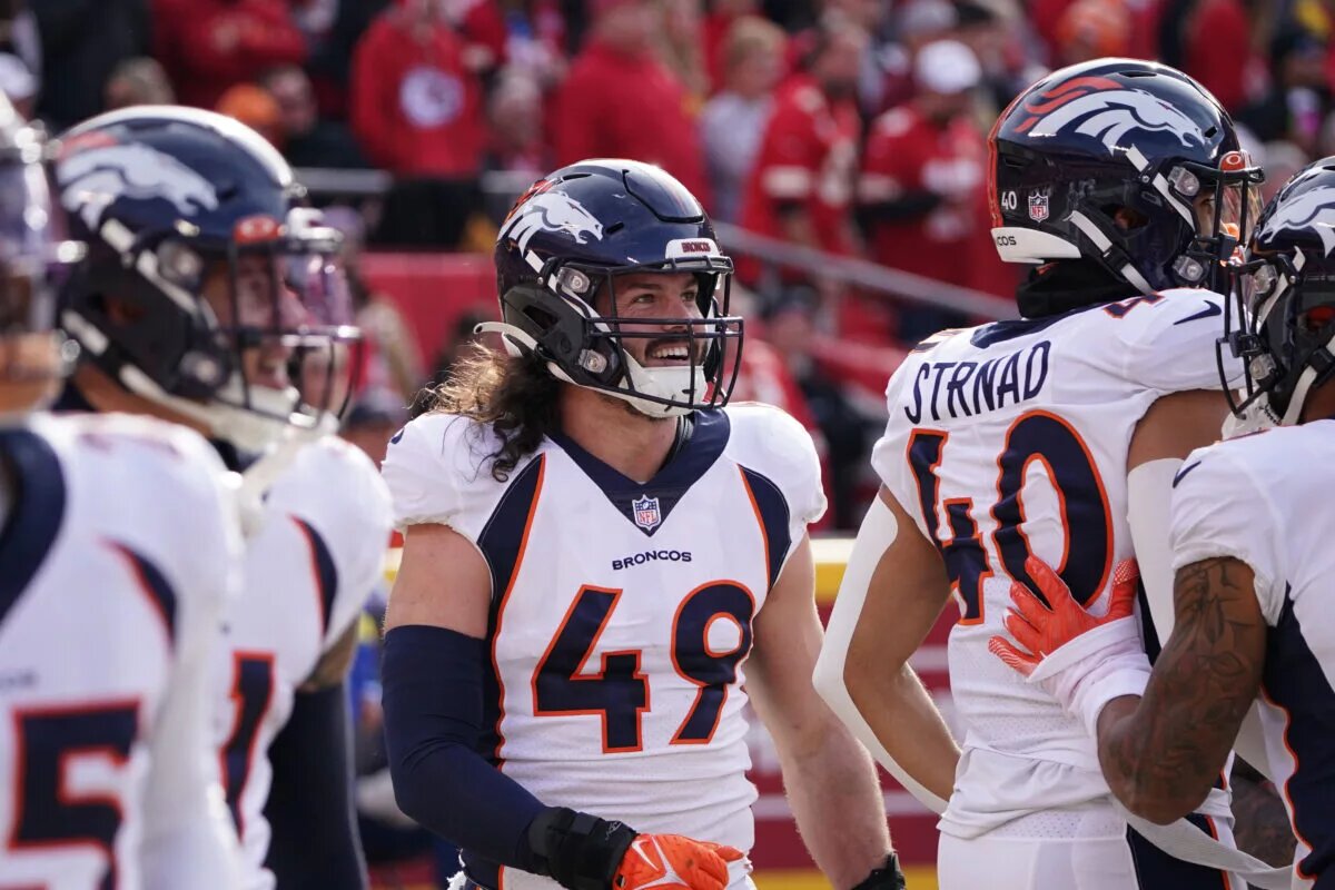 Alex Singleton Contract