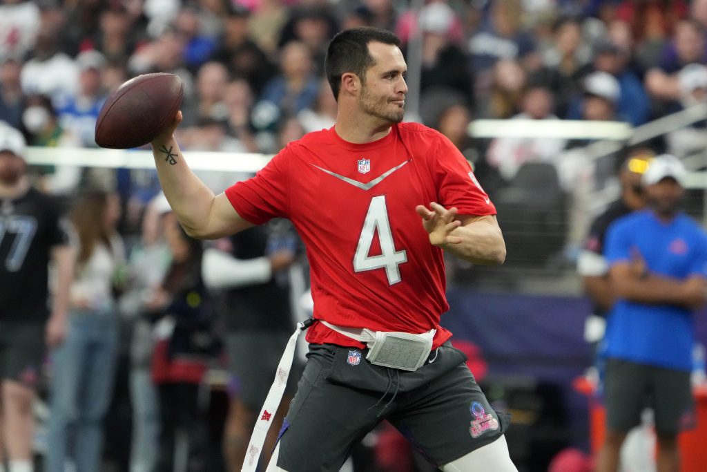 Does signing Derek Carr make the New Orleans Saints a contender