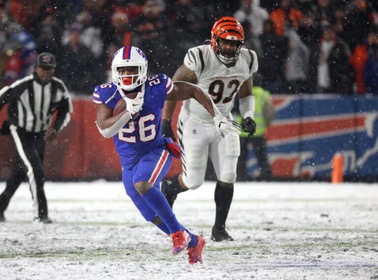 Devin Singletary Contract