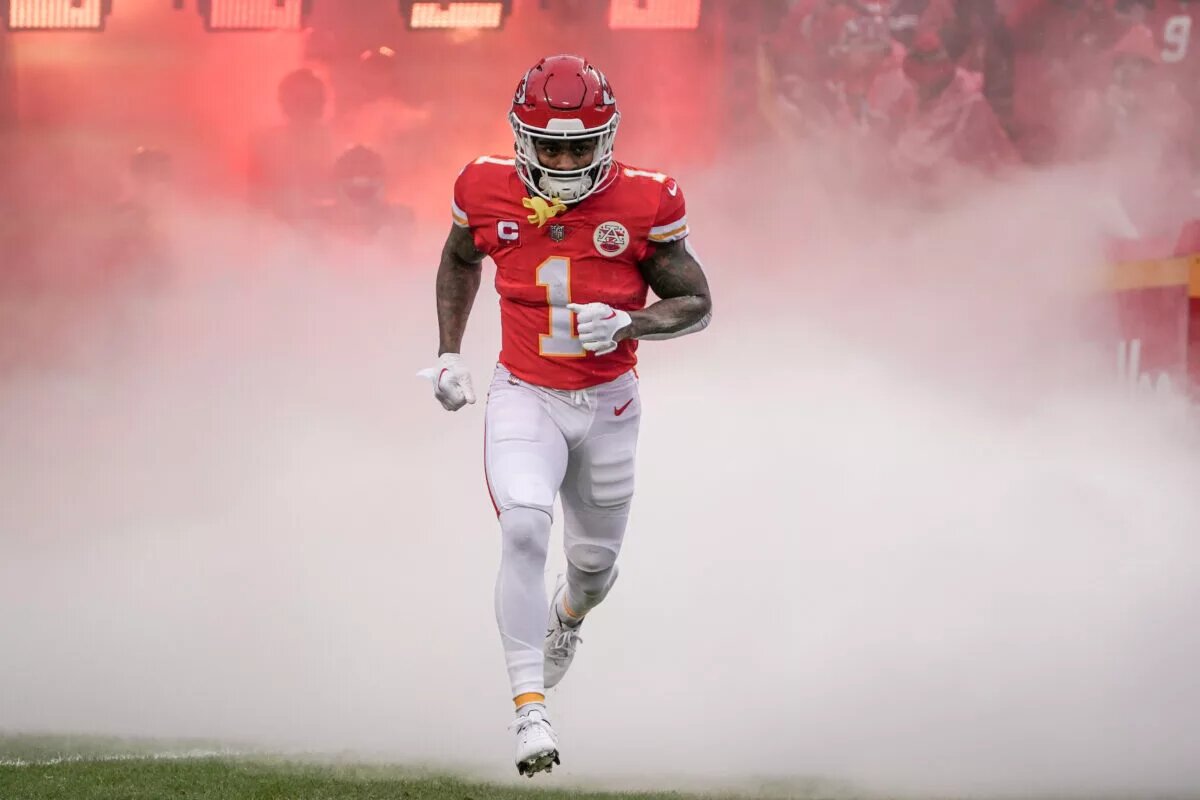 Jerick McKinnon Contract