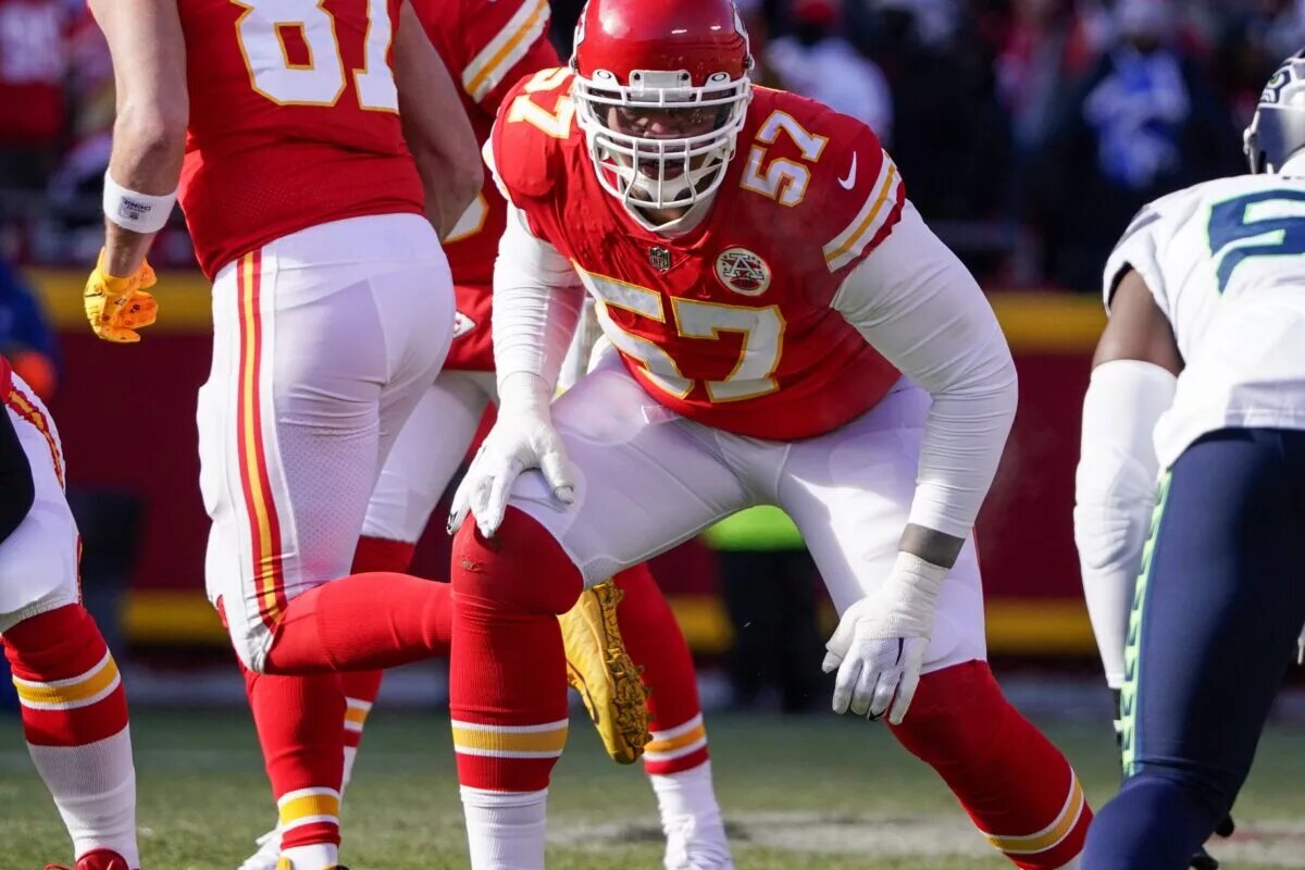 Orlando Brown Free Agent